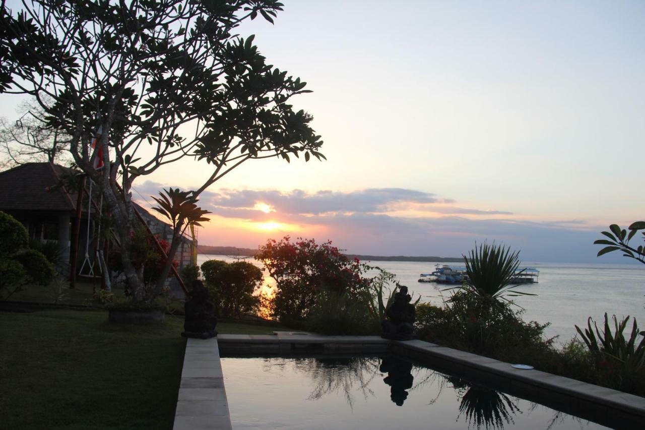 Agung View 3*